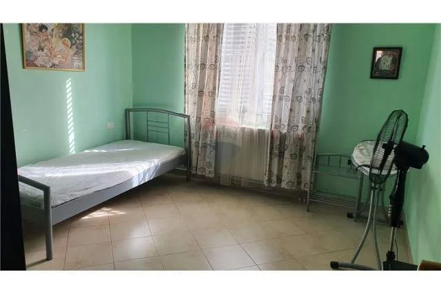 Tirane, jepet me qera apartament 2+1 Kati 7, 98 m² 500 Euro (Kodra e Diellit)