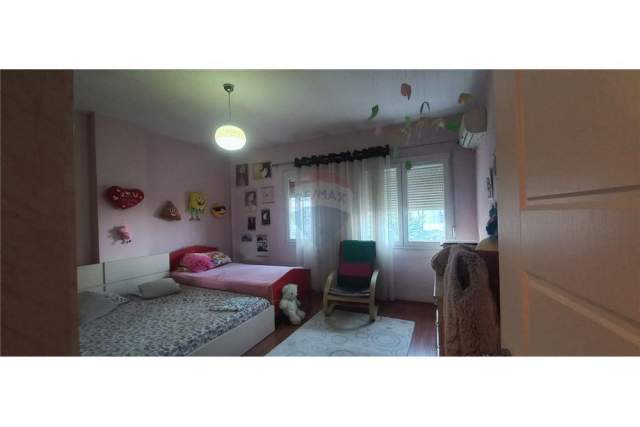 Tirane, jepet me qera apartament 2+1+BLK Kati 3, 115 m² 550 Euro (Komuna e Parisit - Kristal Center)
