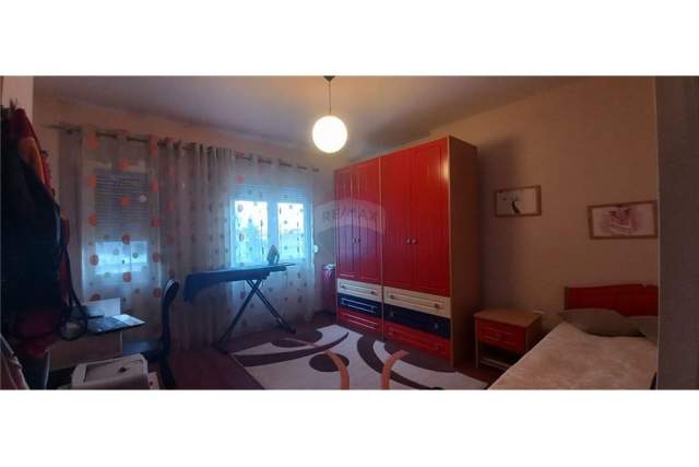 Tirane, jepet me qera apartament 2+1+BLK Kati 3, 115 m² 550 Euro (Komuna e Parisit - Kristal Center)