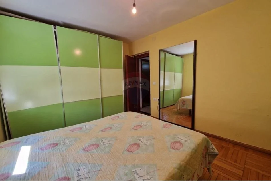 Tirane, jepet me qera apartament Kati 3, 75 m² 450 € 