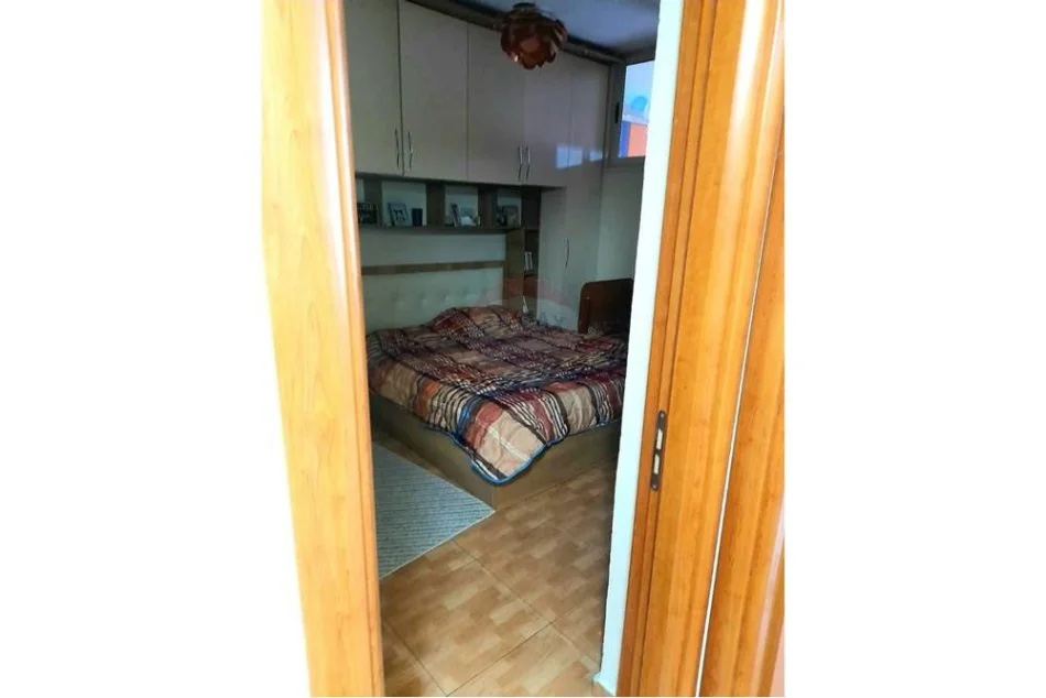 Tirane, jepet me qera 2+1+Ballkon , 85 m² 400 € (Yzberisht)