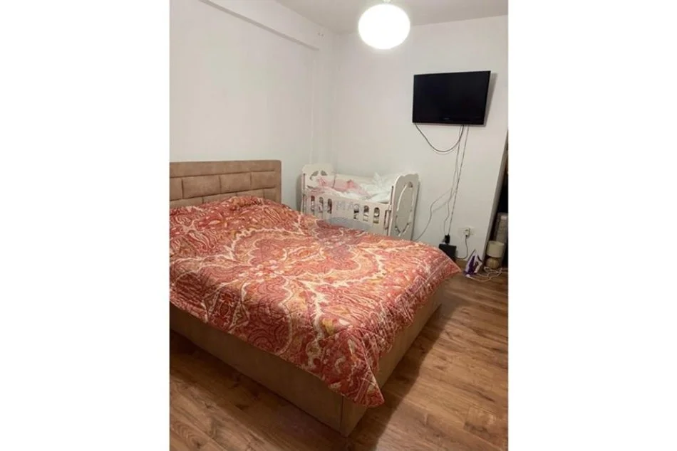 Tirane, jepet me qera 2+1+Aneks+Ballkon Kati 2, 85 m² 750 € (Kopshti Botanik)