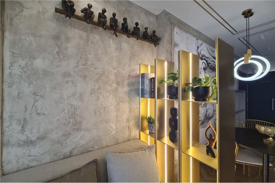 Tirane, jepet me qera apartament 1+1 Kati 0, 62 m² 1.000 € (Rruga e Kavajes)