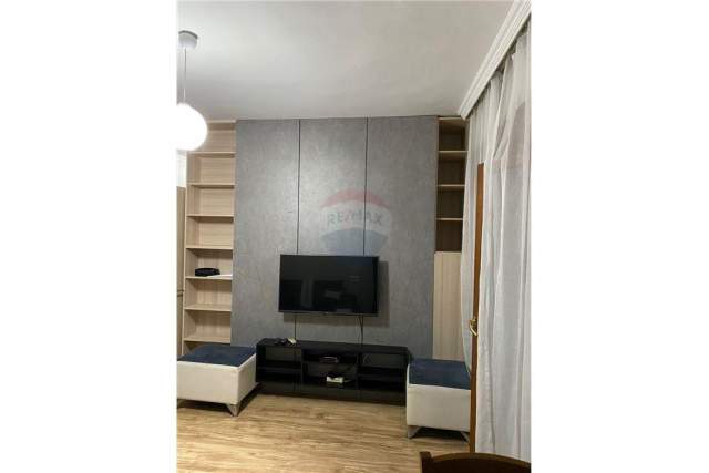 Tirane, jepet me qera apartament 2+1+BLK Kati 5, 90 m² 600 Euro (9 Kateshet)