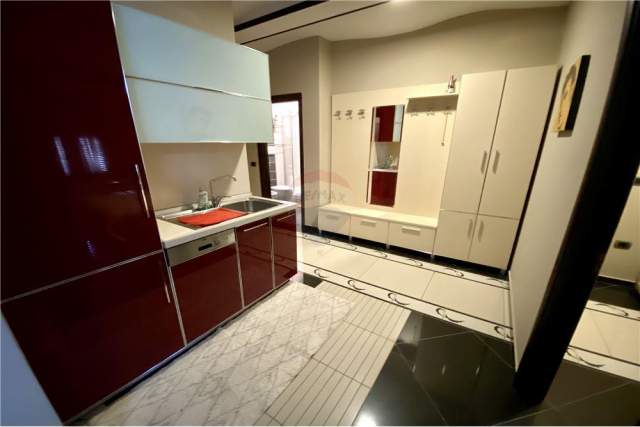 Tirane, jepet me qera apartament 1+1+BLK Kati 2, 78 m² 500 Euro (Rruga Bogdaneve)