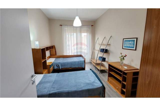 Tirane, jepet me qera apartament 2+1+BLK Kati 8, 118 m² 700 Euro (Kompleksi Deliorgji)
