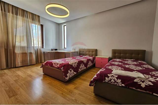 Tirane, jepet me qera apartament 2+1+BLK Kati 4, 115 m² 1.200 Euro (Kopshti Zoologjiik)