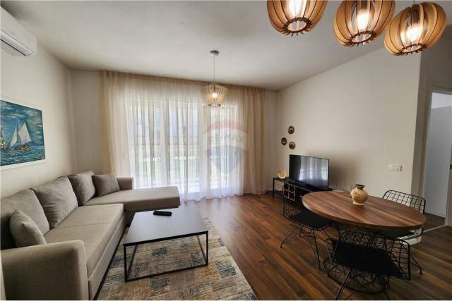 Tirane, jepet me qera apartament 1+1+BLK Kati 1, 60 m² 550 Euro (Hiqmet Buzi)