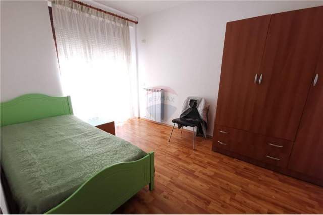 Tirane, jepet me qera apartament 2+1+A+BLK Kati 2, 100 m² 450 Euro (Rruga Him Kolli)