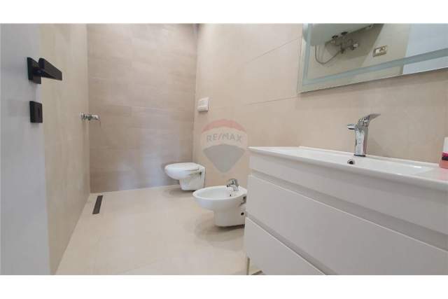 Tirane, shitet apartament 2+1+BLK Kati 4, 90 m² 180.000 Euro (Myslym Shyri)
