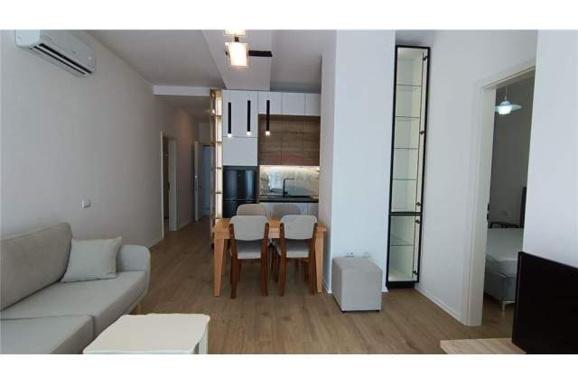 Tirane, jepet me qera 1+1+BLK Kati 10, 62 m² 450 Euro (Siri Kodra)