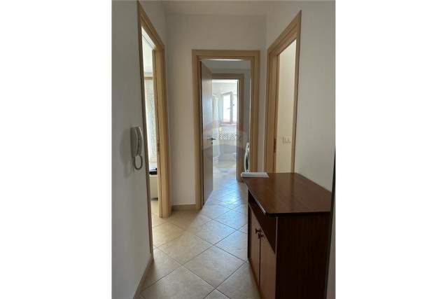 Tirane, jepet me qera apartament 1+1+BLK Kati 7, 73 m² 450 Euro (Kompleksi Kontakt)