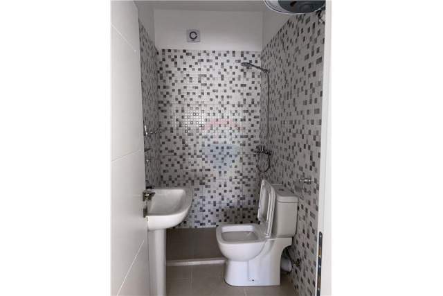 Tirane, jepet me qera apartament 2+1+BLK Kati 2, 100 m² 450 Euro (Rruga Dibres)