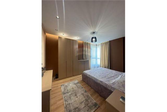 Shqiperi, jepet me qera apartament 2+1 Kati 7, 100 m² 550 Euro
