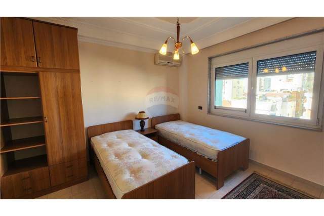 Tirane, jepet me qera apartament 2+1+BLK Kati 6, 134 m² 1.200 Euro (Rruga Ismail Qemali - Bllok)