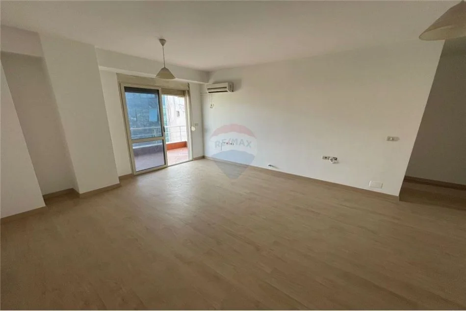 SHESIM APARTAMENT 1+1 UNAZA E VOGEL!