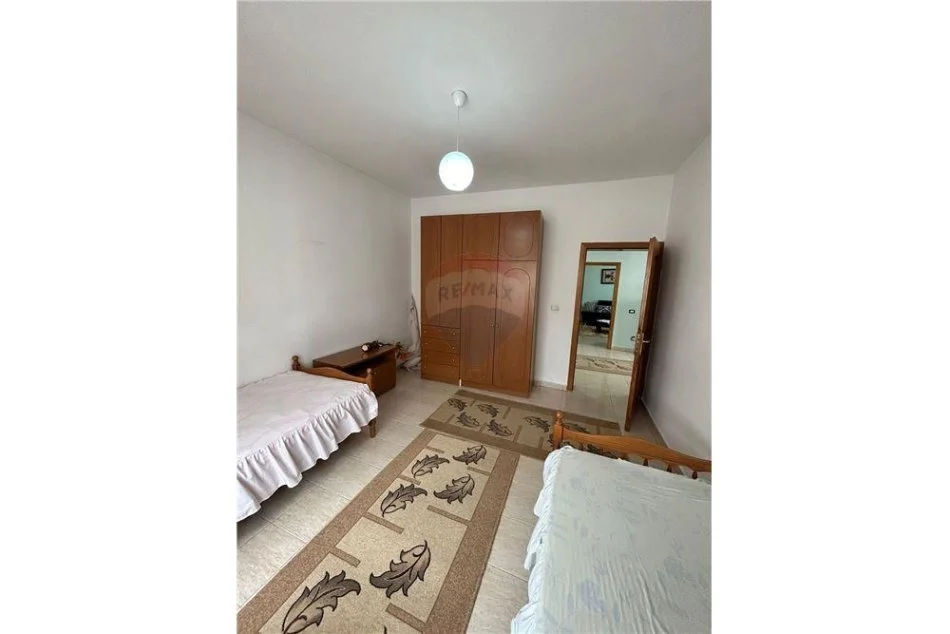 Apartament 2+1 me qira ne Astir 370eur