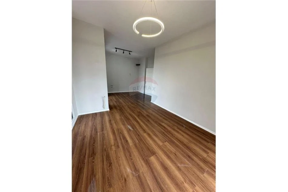 Tirane, shitet apartament 2+1 Kati 1, 105 m² 175,000 € (Xhamlliku - Porcelan - Xhamlliku, Shqipëri)