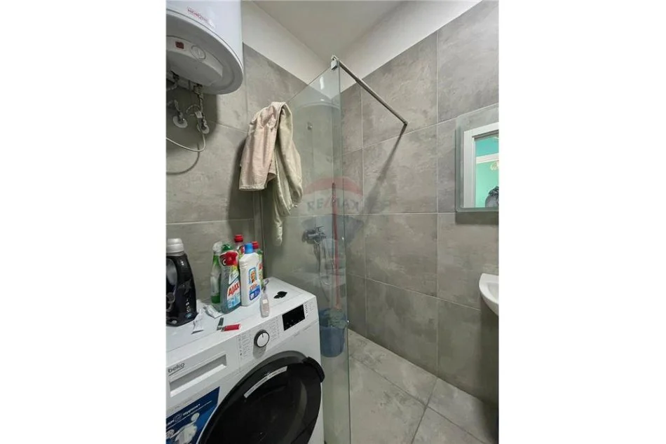 Tirane, jepet me qera apartament 1+1 Kati 4, 60 m² 500 € (rruga dibres)