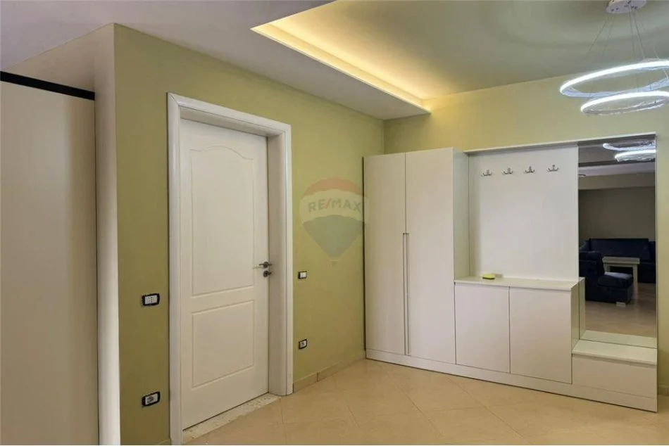 Tirane, jepet me qera Vile 2+1 Kati 2, 124 m² 500 € (Qyteti Studenti - Vilat Amerikane, Albania)