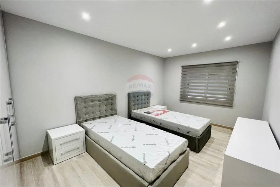 Tirane, jepet me qera apartament 2+1 Kati 2, 100 m² 650 € (Shkolla 26 Nentori, Selite)