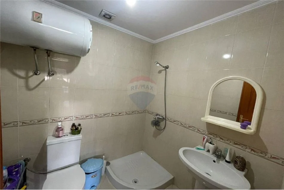 Tirane, jepet me qera apartament 2+1 Kati 8, 124 m² 600 € (Kompleksi Vizion+ - Don Bosko,)