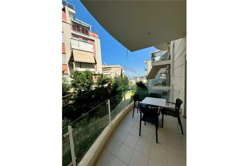 Tirane, shitet apartament 1+1+Aneks+Ballkon , 70 m² 140.000 € (Rruga Selita e Vjeter - Rruga Selita e Vjeter - Kopshti Botanik)