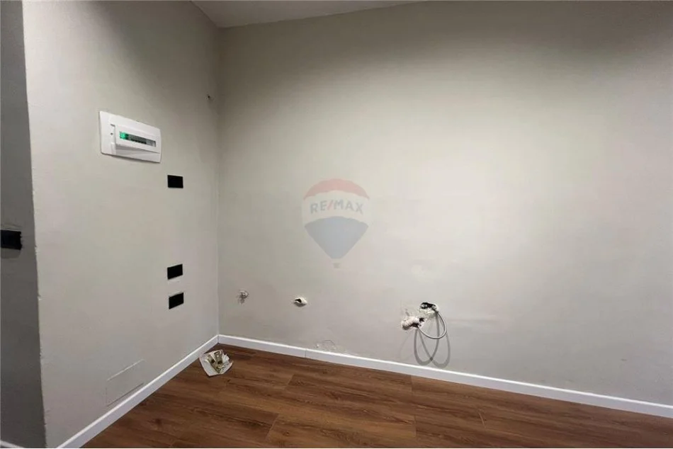 Tirane, shitet apartament 2+1 Kati 5, 72 m² 125000 (Myslym Shyri)