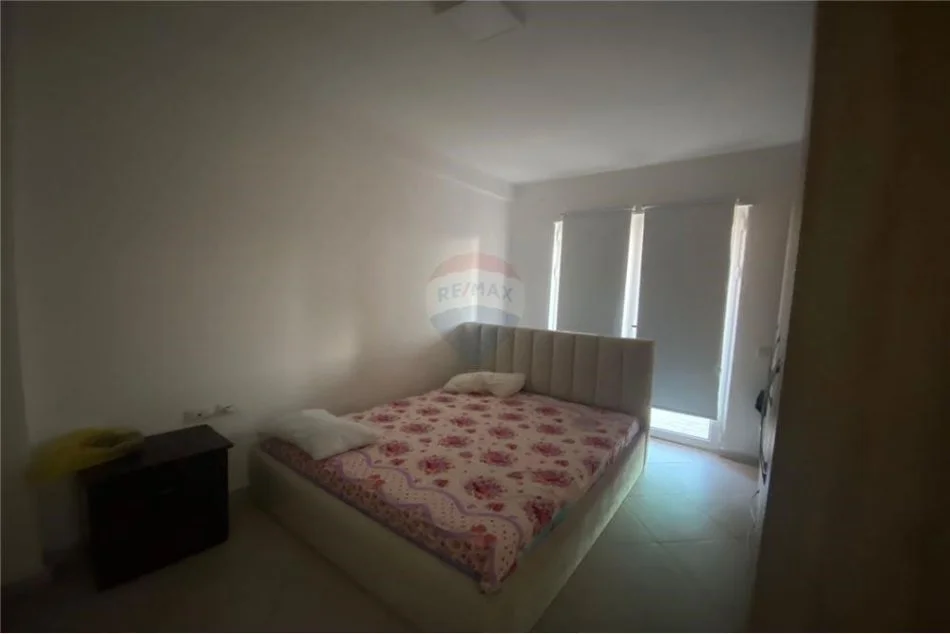 Tirane, jepet me qera apartament 2+1 , 90 m² 500 € (Apartament 2+1+2+ post parkimin me qera te SimaCo)