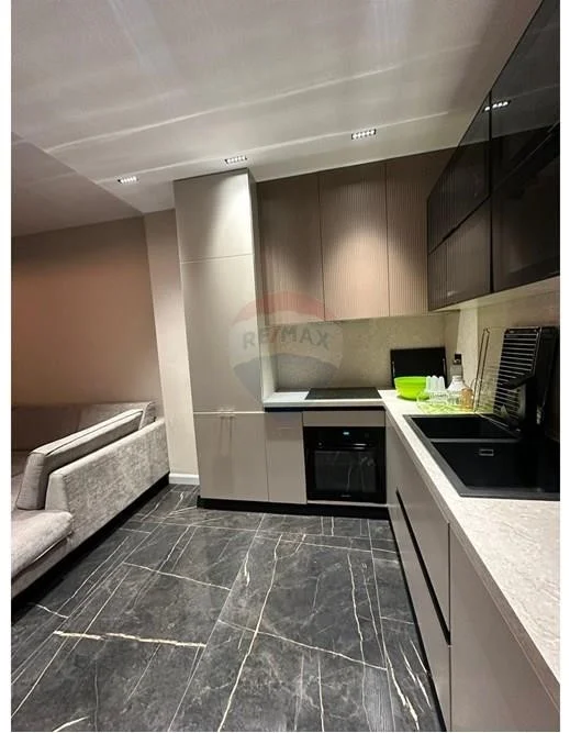 Tirane, jepet me qera apartament 1+1 Kati 3, 70 m² 550 € (kopshti zoologjik)