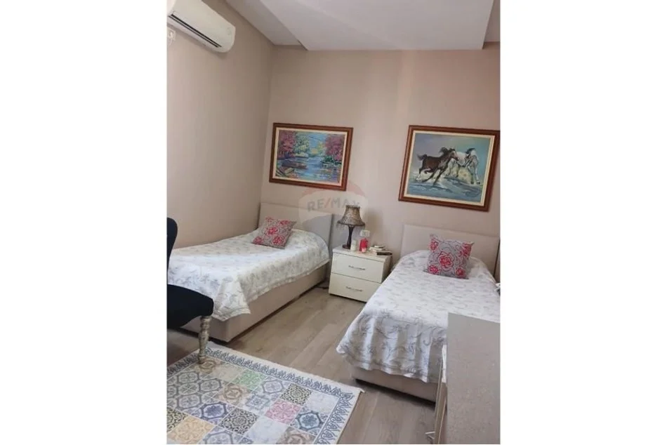 Tirane, shitet 2+1 , 135 m² 250.000 € 