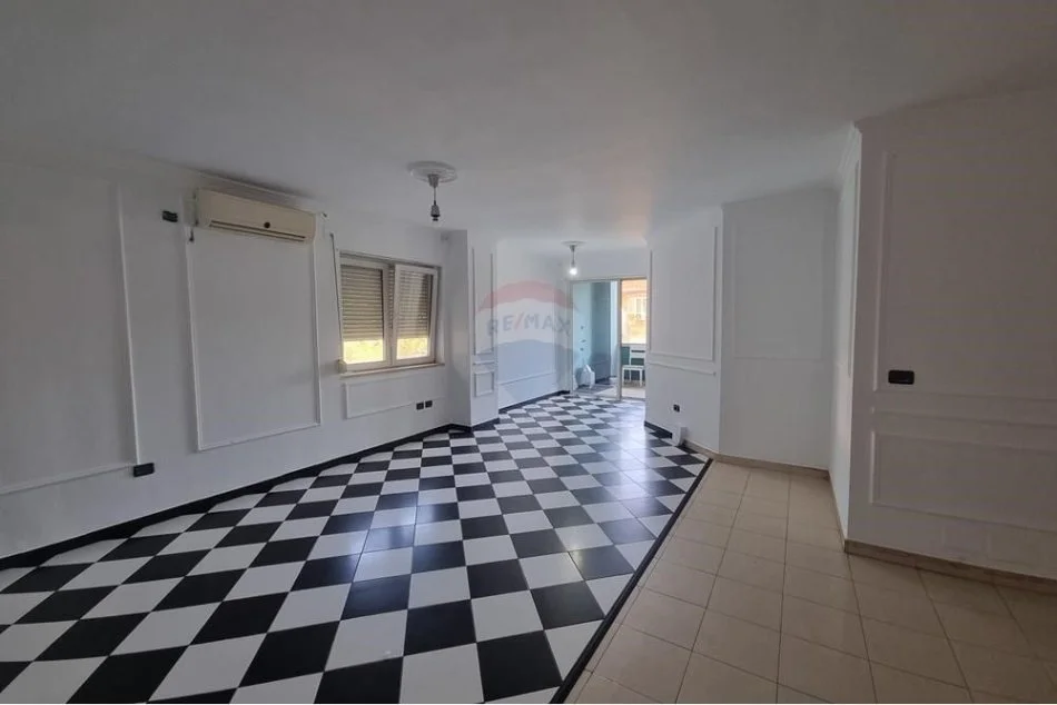 Tirane, shitet apartament 2+1 Kati 4, 150 m² 272.000 € (APARTAMENT 2+1+2 PER SHITJE TE MARTENITETI TE RI)