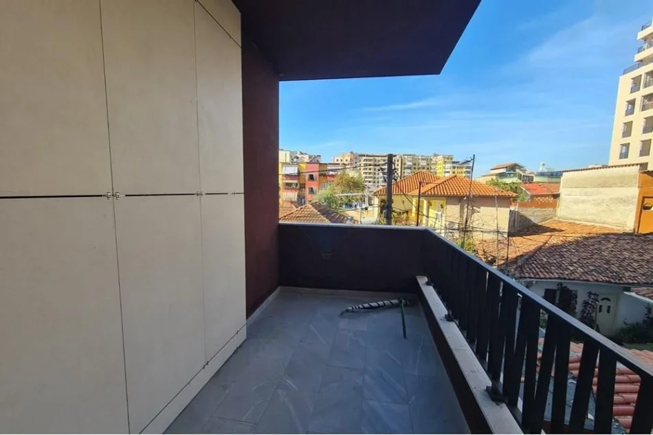 Tirane, jepet me qera apartament 1+1 Kati 2, 56 m² 600 € (Myslym Shyri, Shqipëri)