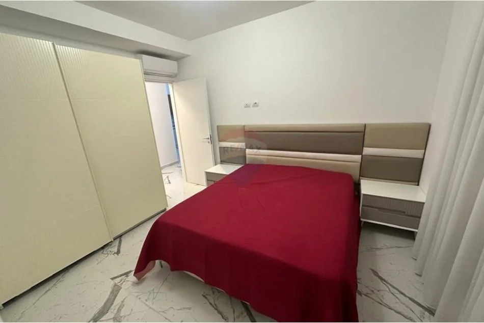 Tirane, jepet me qera apartament 2+1 Kati 6, 90 m² 750 € (Myslym Shyri)