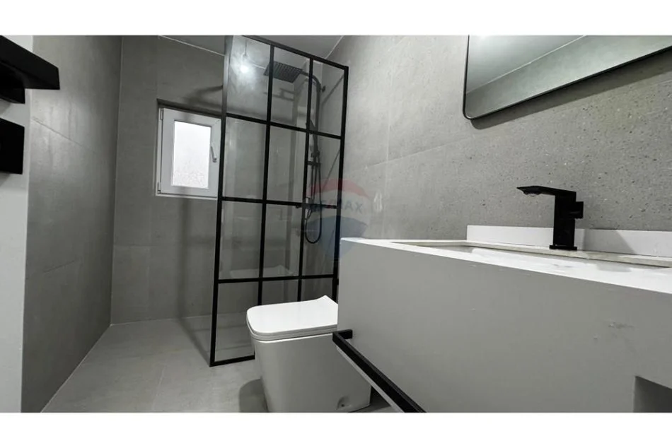 Tirane, jepet me qera apartament Kati 2, 60 m² 700 € (Mine Peza)