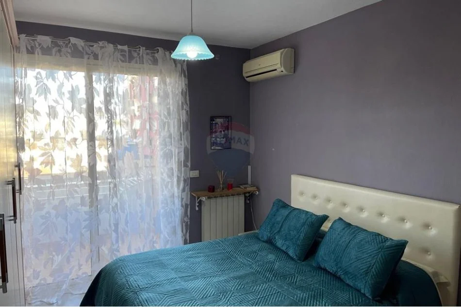 Tirane, jepet me qera apartament 2+1 , 105 m² 650 € (Tirana e Re - Liqeni i Tiranës)