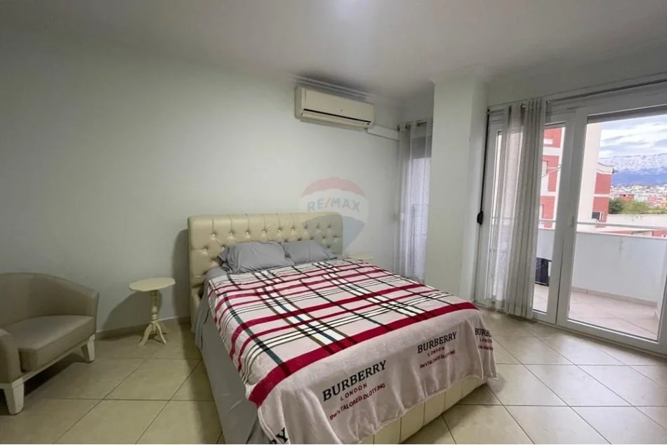Tirane, jepet me qera apartament 1+1 Kati 8, 55 m² 500 € (rruga e elbasanit)