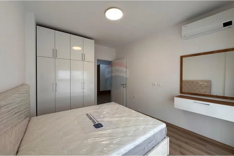 Tirane, jepet me qera apartament 1+1 Kati 6, 75 m² 550 € (Stacioni i Trenit, Bulevardi i Ri)