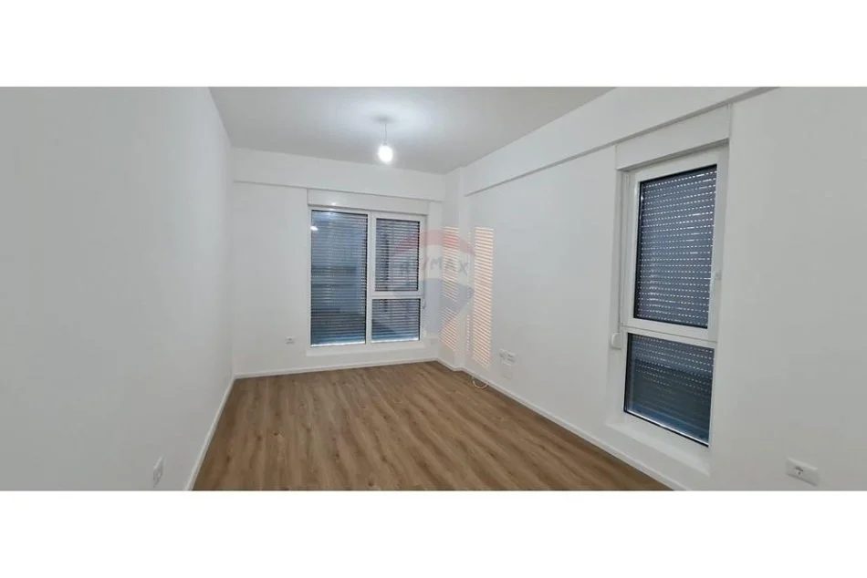 Tirane, jepet me qera apartament 1+1 Kati 2, 63 m² 400 € (Apartament 1+1 me qira ne Linze!)
