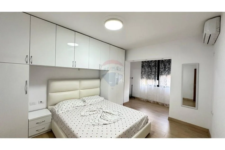 Tirane, jepet me qera apartament 1+1 Kati 2, 60 m² 600 € (Myslym Shyri)