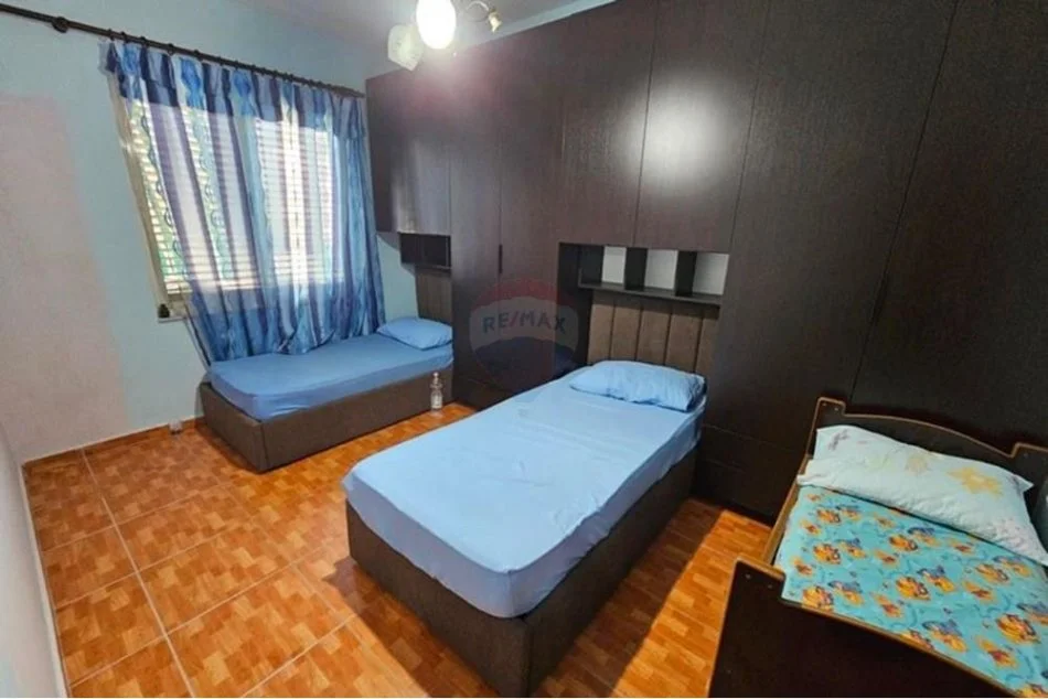 Tirane, jepet me qera apartament 2+1 , 100 m² 420 € (Fresk)