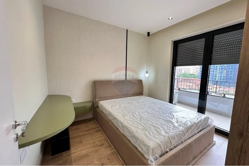 Tirane, jepet me qera apartament 1+1+Ballkon , 60 m² 650 € 