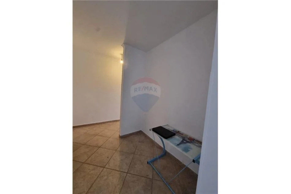 APARTAMENT 2+1 PER SHITJE NE ALI DEM