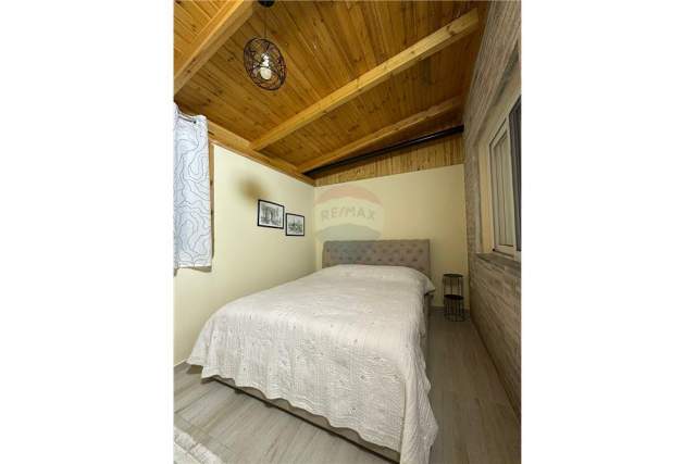 Tirane, jepet me qera apartament 1+1 Kati 1, 55 m² 400 Euro (liqeni i thate)