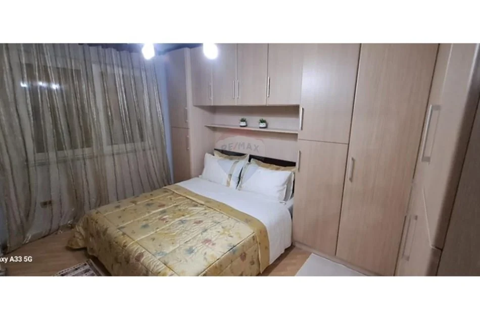 Tirane, jepet me qera apartament 1+1 Kati 4, 500 € (Rruga e Elbasanit)