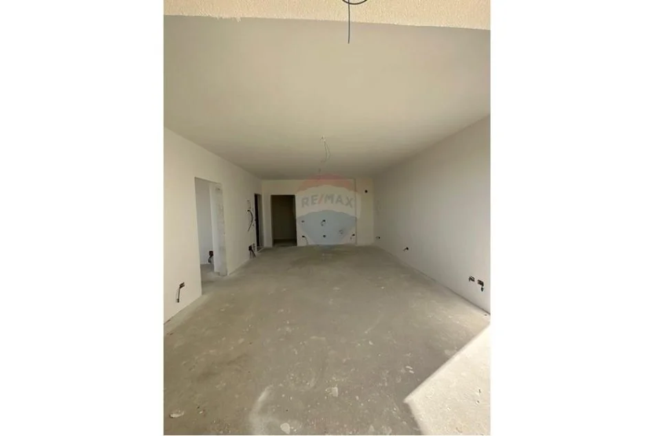 Tirane, shitet apartament 1+1 Kati 4, 75 m² 67.000 € (SHITET APARTAMENT 1+1 TEK KOTARJA!)