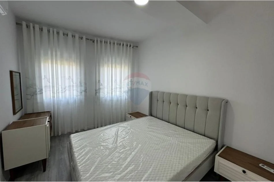 Tirane, shitet apartament 3+1 Kati 4, 143 m² 340.000 € (Rr. Hamdi Sima)