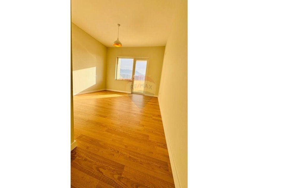 Tirane, shitet apartament 2+1 Kati 5, 112 m² 149.000 € (Astir)