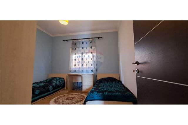 Tirane, jepet me qera apartament 3+1+A+BLK Kati 2, 130 m² 360 Euro (Adem Shehu)