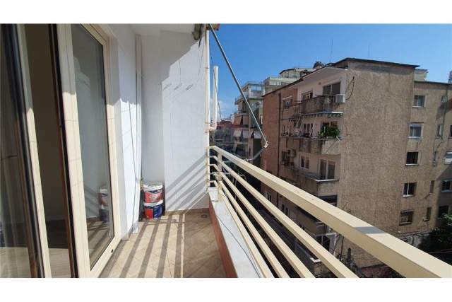 Tirane, shitet apartament 2+1+BLK Kati 4, 90 m² 180.000 Euro (Myslym Shyri)